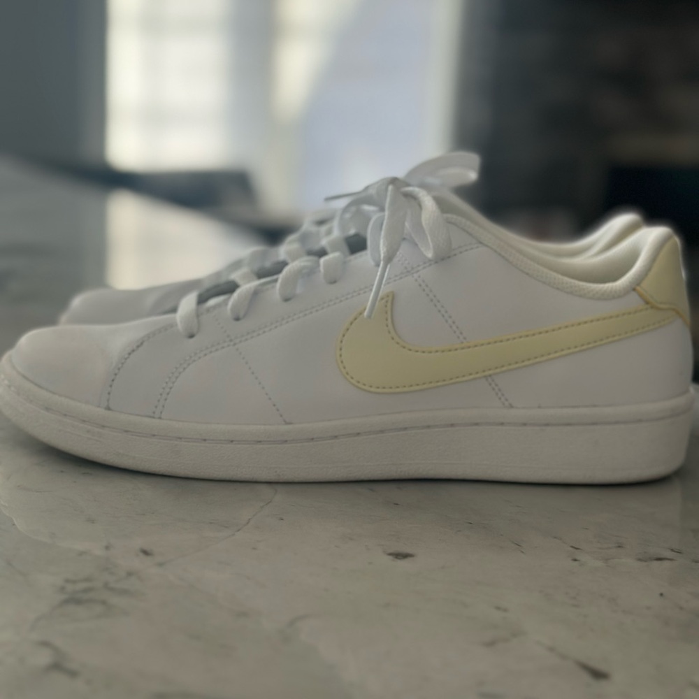 Nike White and Pale Yellow Sneakers